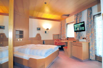 Zimmer 13 Klein